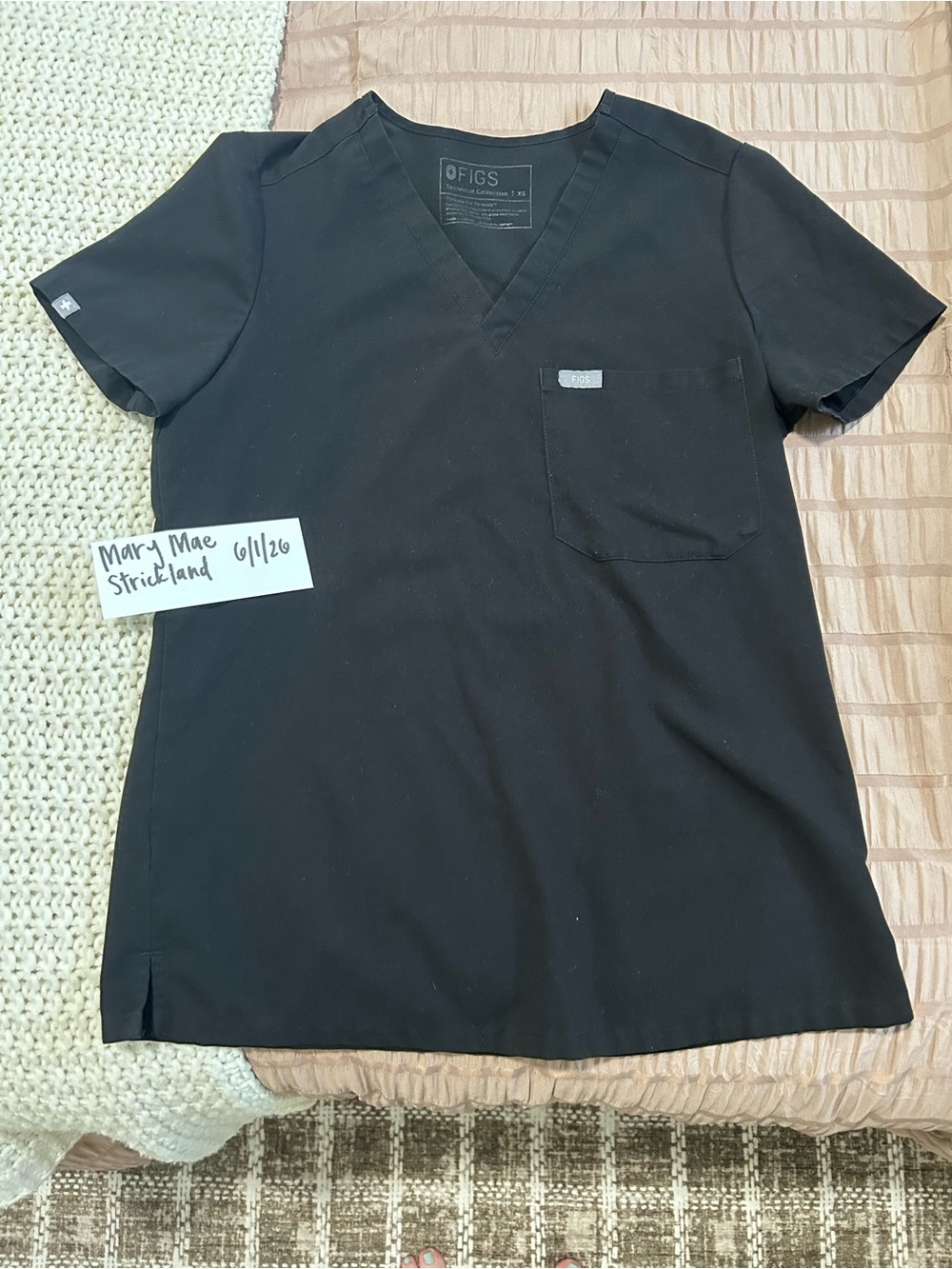 FIGS Black Catarina Scrub Top